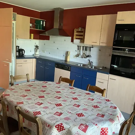 Holiday home Contemporary In With Private Garden *