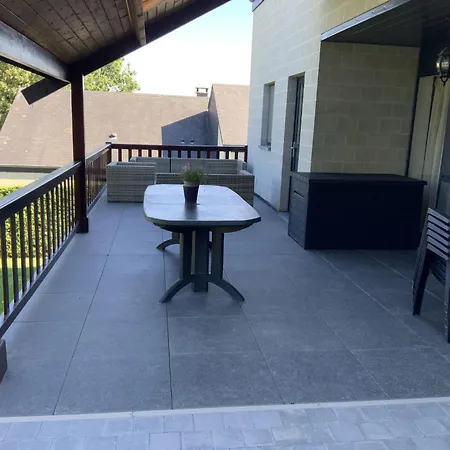 Contemporary In With Private Garden Holiday home *