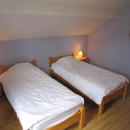 Vakantiehuis Contemporary In With Private Garden *